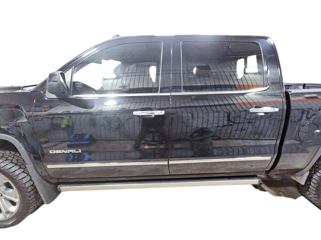 2018 GMC Sierra 1500 Denali in Chicoutimi, Quebec - 5 - w1024h768px