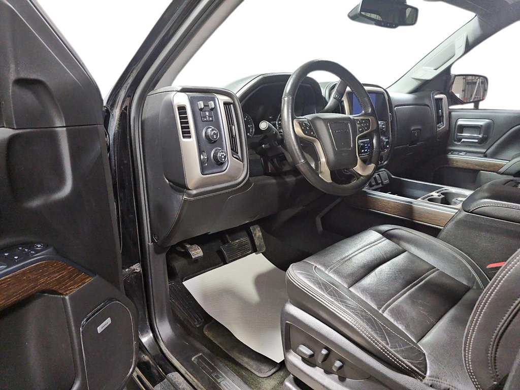 2018 GMC Sierra 1500 Denali in Chicoutimi, Quebec - 10 - w1024h768px