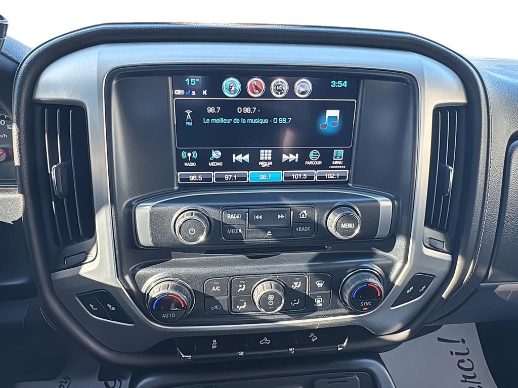 2018 GMC Sierra 1500 SLE in Chicoutimi, Quebec - 17 - w1024h768px