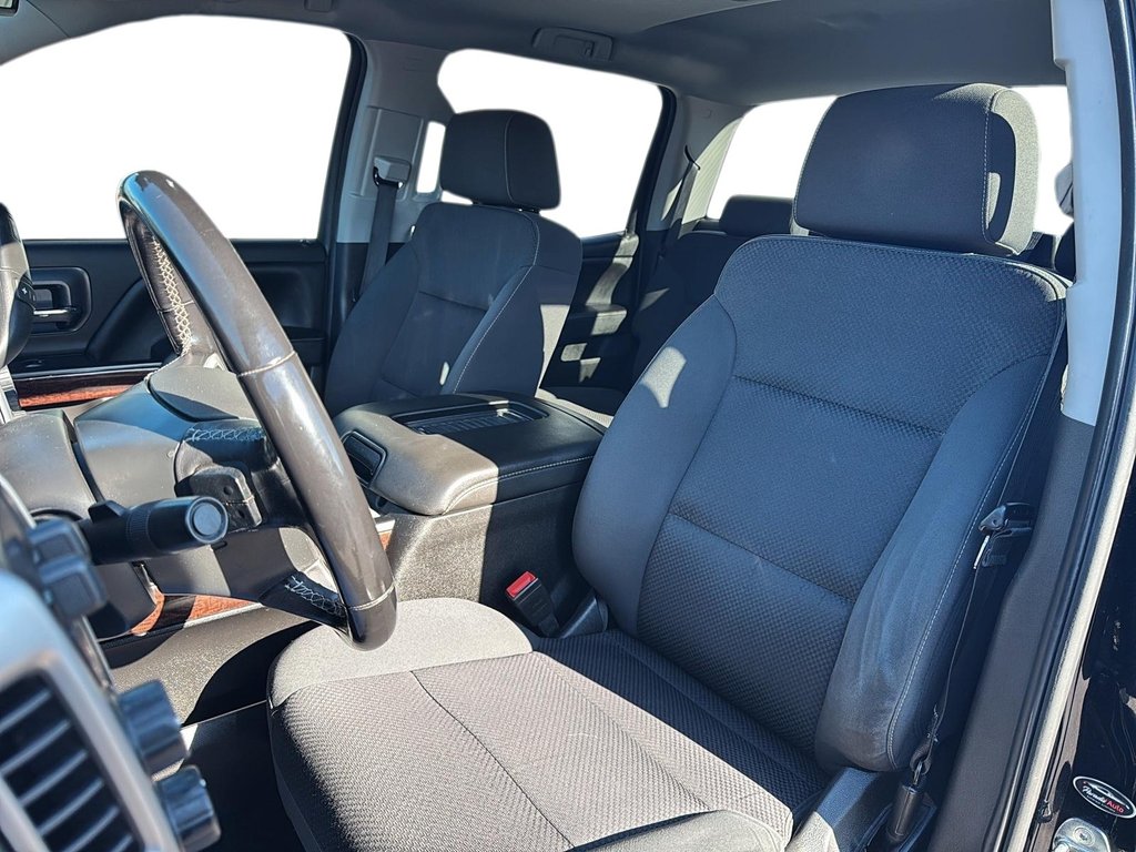 2018 GMC Sierra 1500 SLE in Chicoutimi, Quebec - 8 - w1024h768px