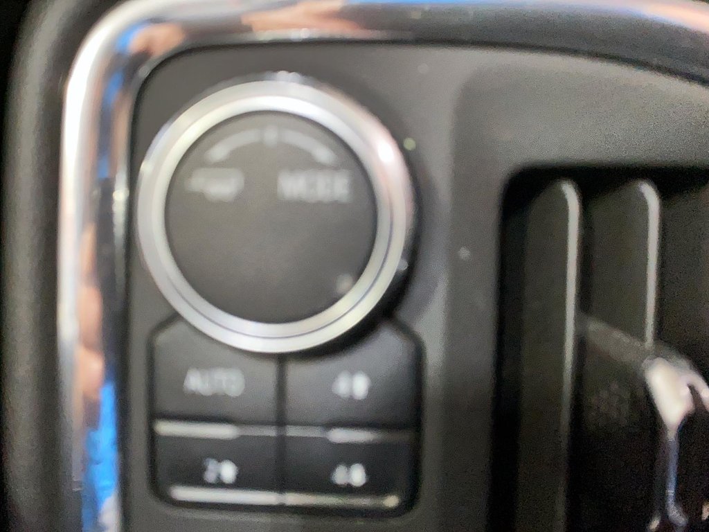 2020 GMC Sierra 1500 in Sept-Îles, Quebec - 18 - w1024h768px