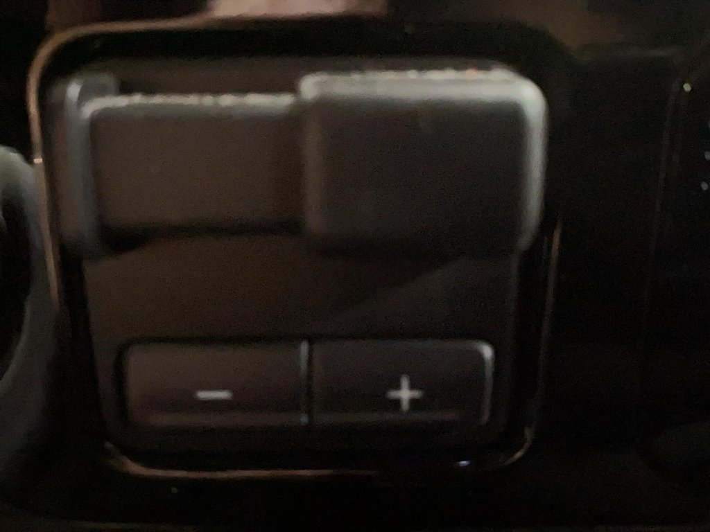 2023 GMC Sierra 1500 Elevation in Chicoutimi, Quebec - 18 - w1024h768px