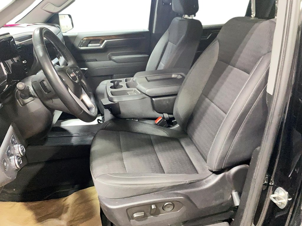GMC Sierra 1500 Elevation 2023 à Jonquière, Québec - 9 - w1024h768px