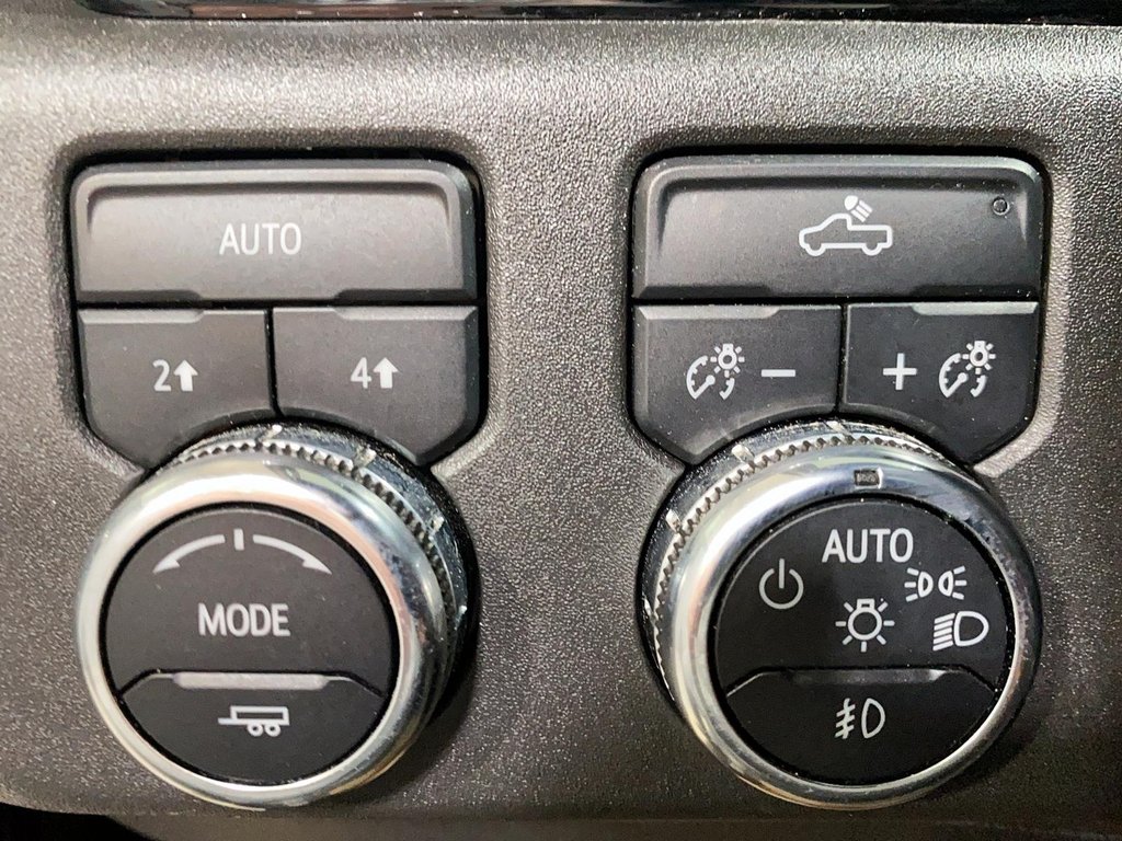 GMC Sierra 1500 Elevation 2023 à Jonquière, Québec - 20 - w1024h768px