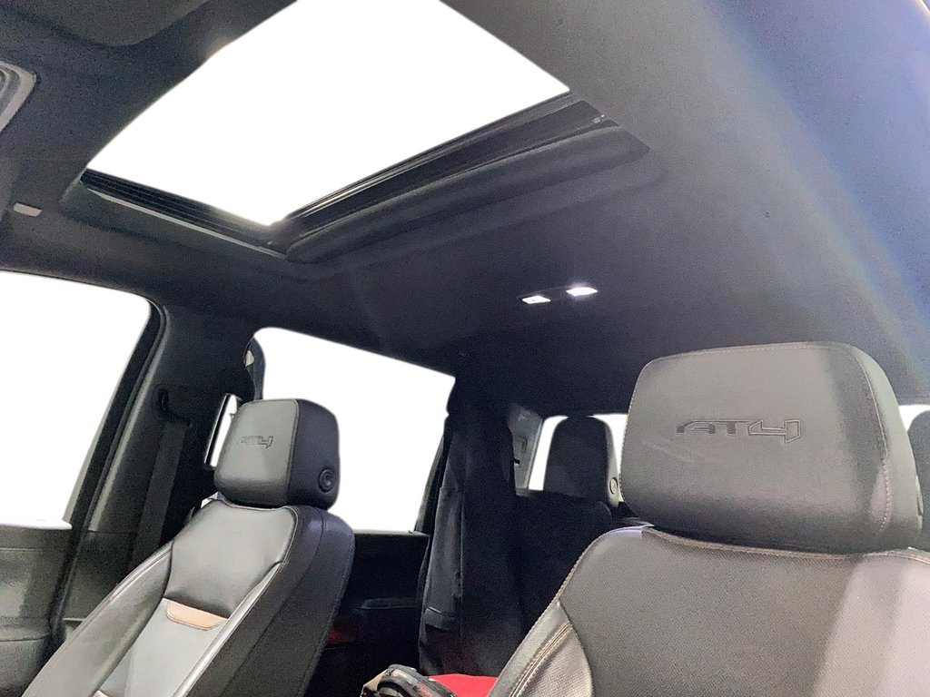 2022 GMC Sierra 2500HD AT4 in Chicoutimi, Quebec - 10 - w1024h768px