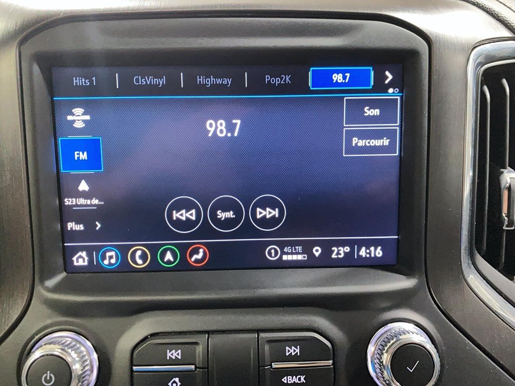 2022 GMC Sierra 2500HD AT4 in Chicoutimi, Quebec - 14 - w1024h768px