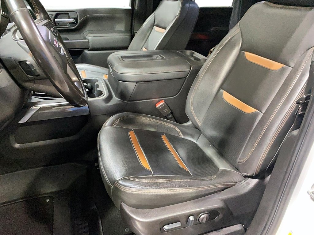 2022 GMC Sierra 2500HD AT4 in Chicoutimi, Quebec - 9 - w1024h768px