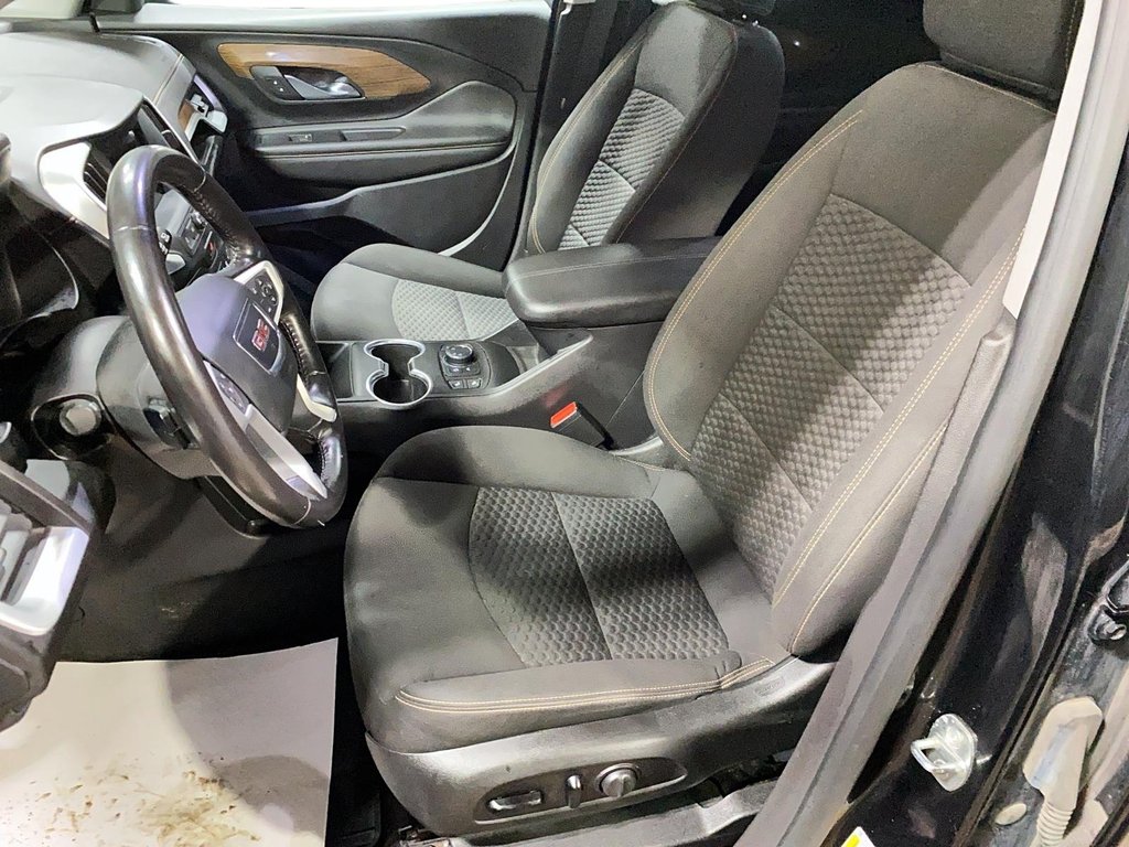 GMC Terrain  2021 à Jonquière, Québec - 9 - w1024h768px