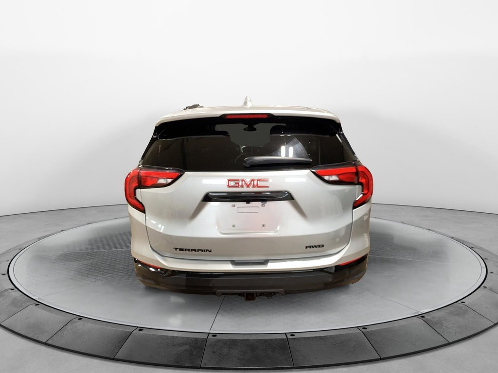 GMC Terrain  2021 à Baie-Comeau, Québec - 3 - w1024h768px