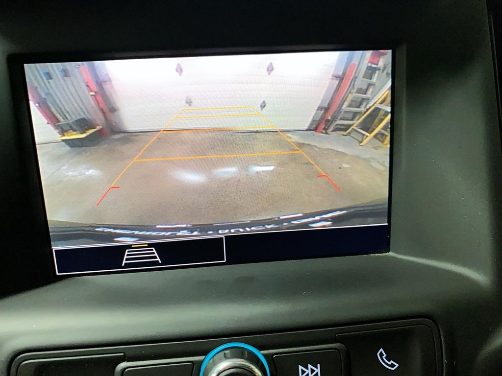2022 GMC Terrain SLE in Chicoutimi, Quebec - 15 - w1024h768px