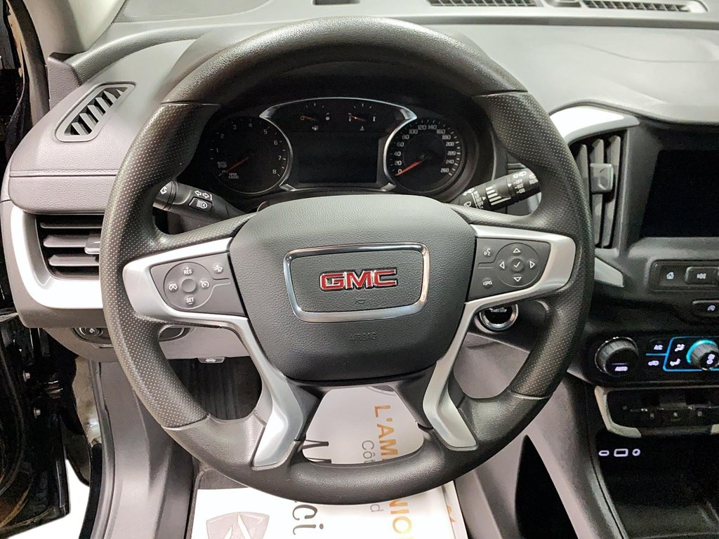 2022 GMC Terrain SLE in Chicoutimi, Quebec - 12 - w1024h768px