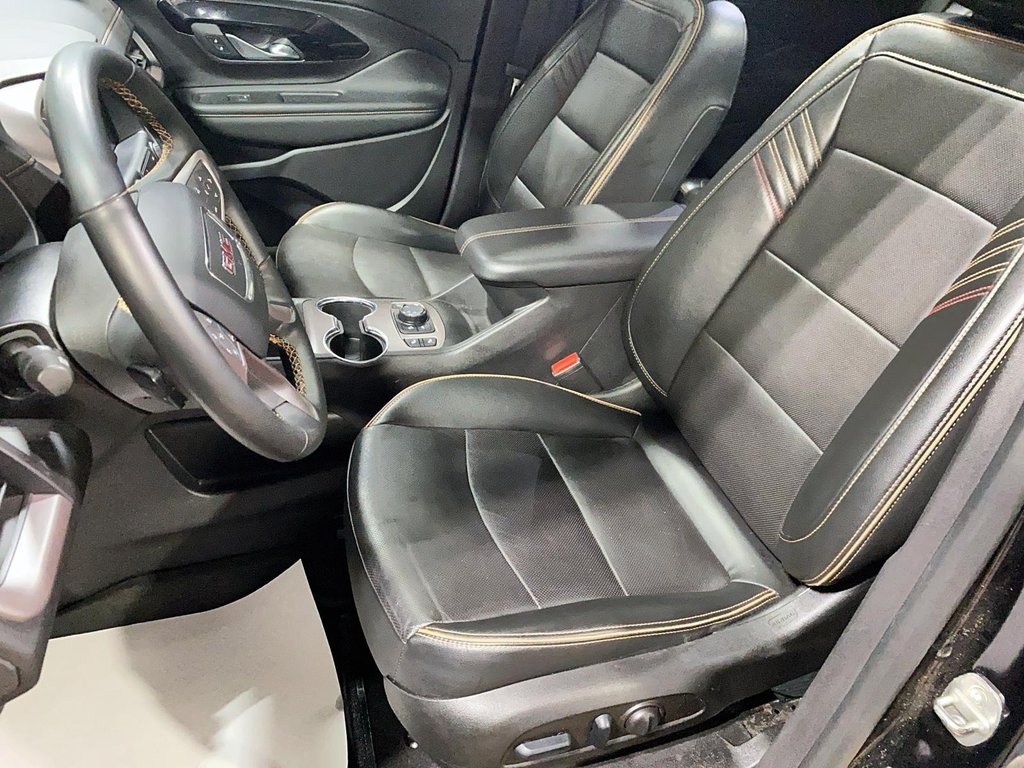 GMC Terrain AT4 2023 à Chicoutimi, Québec - 12 - w1024h768px