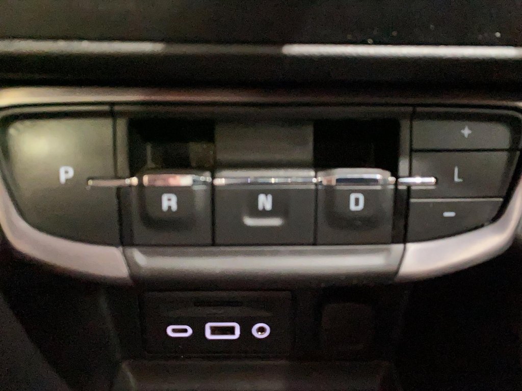 GMC Terrain AT4 2023 à Chicoutimi, Québec - 16 - w1024h768px