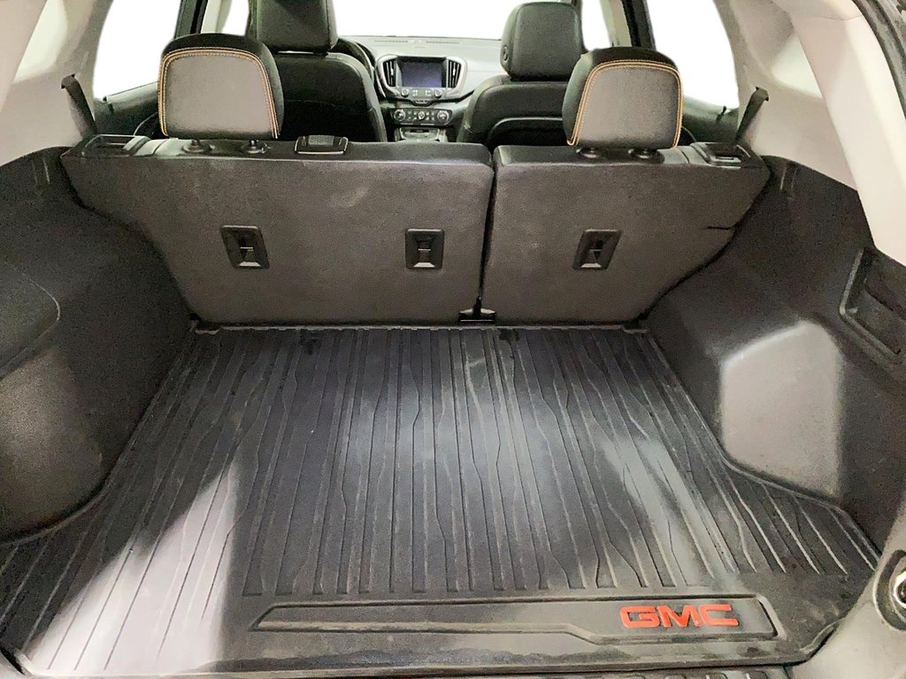 GMC Terrain AT4 2023 à Chicoutimi, Québec - 5 - w1024h768px