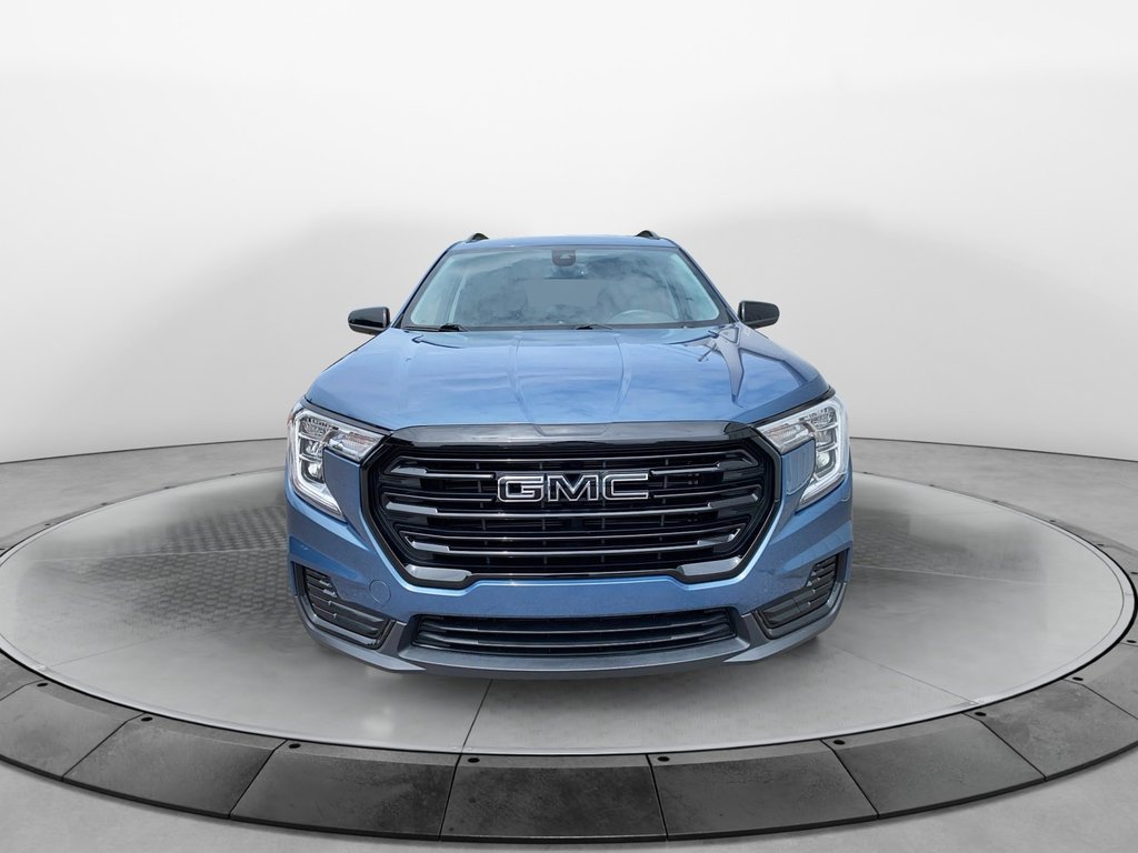 GMC Terrain  2024 à Sept-Îles, Québec - 2 - w1024h768px