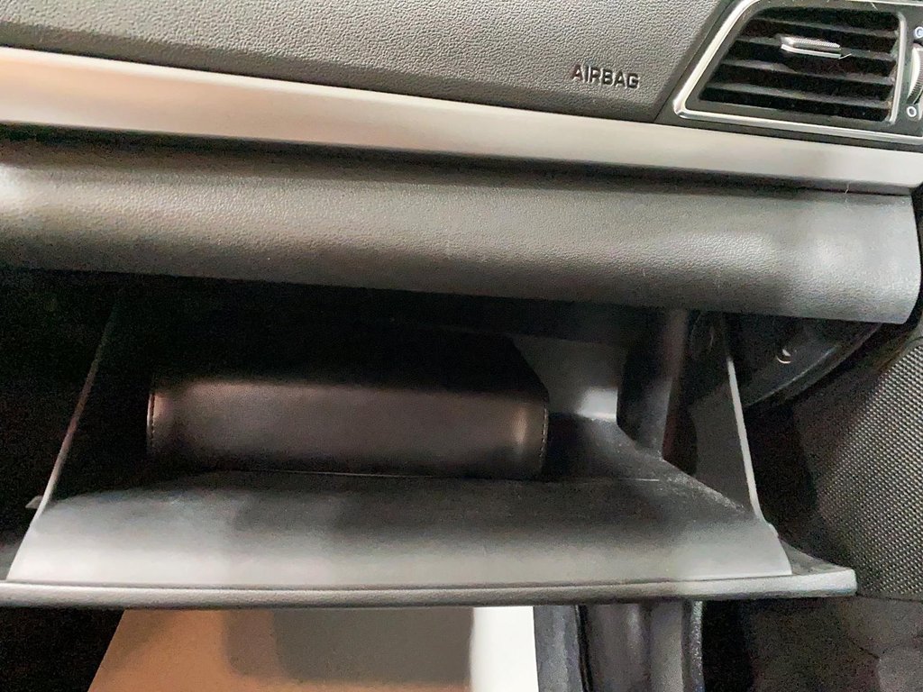 2017 Hyundai Elantra in Jonquière, Quebec - 17 - w1024h768px