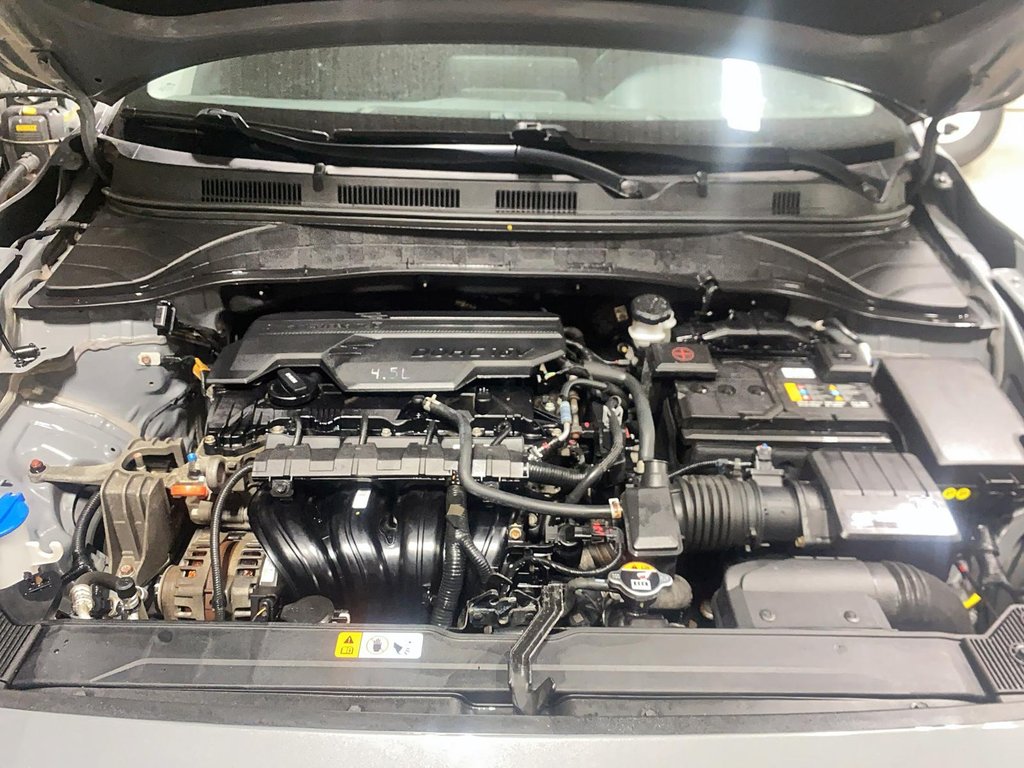 Hyundai Kona  2022 à Jonquière, Québec - 8 - w1024h768px