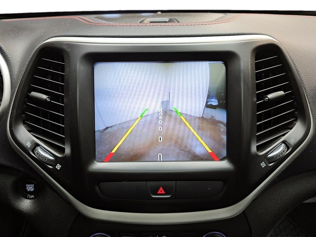 2018 Jeep Cherokee in Jonquière, Quebec - 18 - w1024h768px