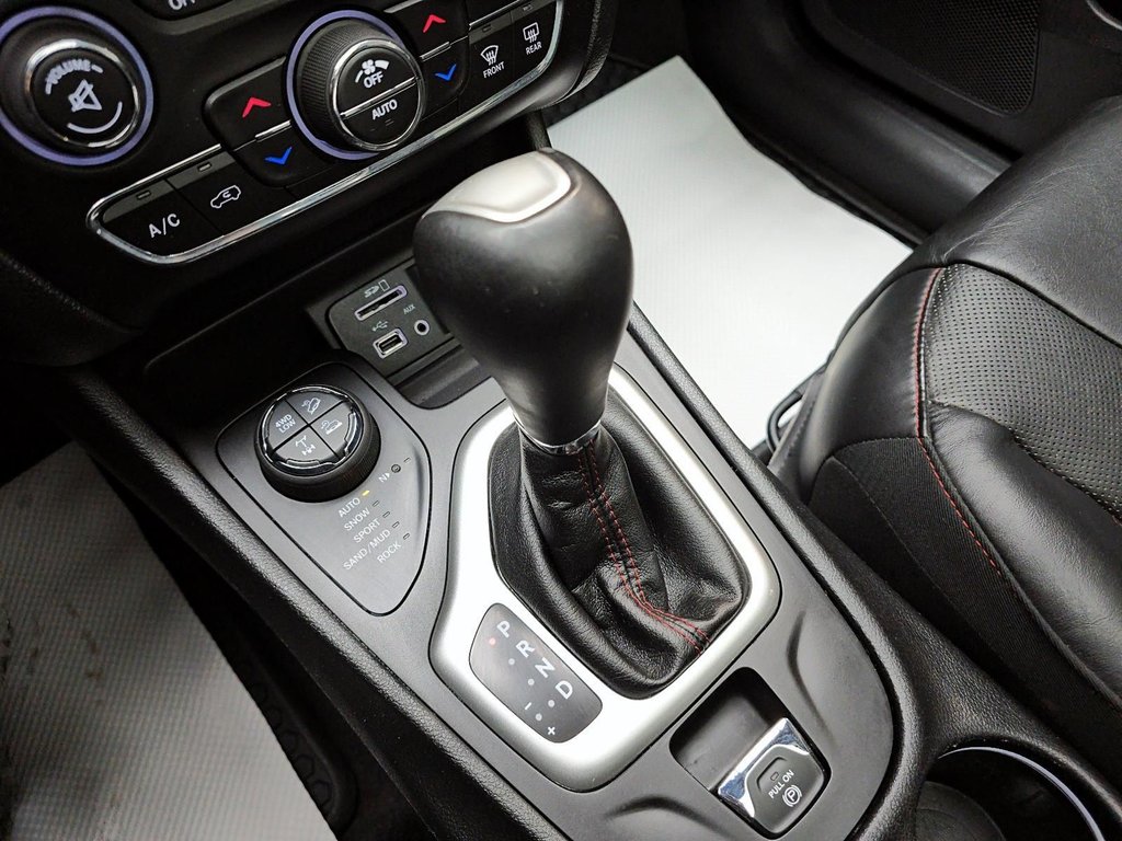 2018 Jeep Cherokee in Jonquière, Quebec - 16 - w1024h768px