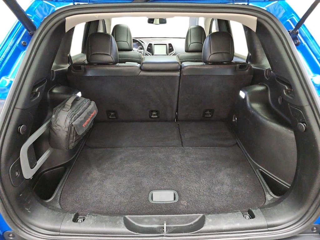 2018 Jeep Cherokee in Jonquière, Quebec - 6 - w1024h768px