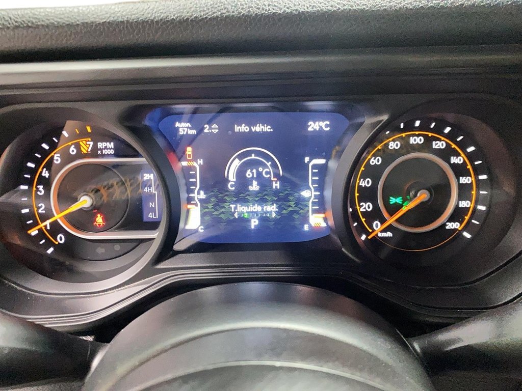 2025 Jeep Gladiator in Jonquière, Quebec - 17 - w1024h768px