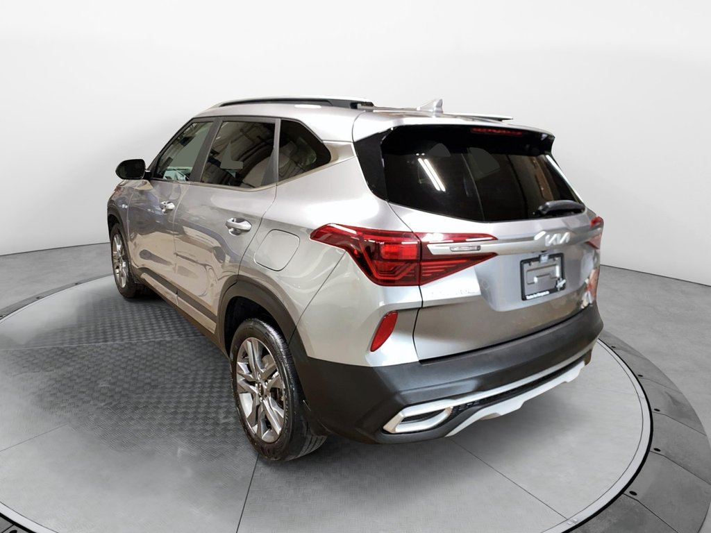 Kia Seltos EX 2023 à Jonquière, Québec - 3 - w1024h768px