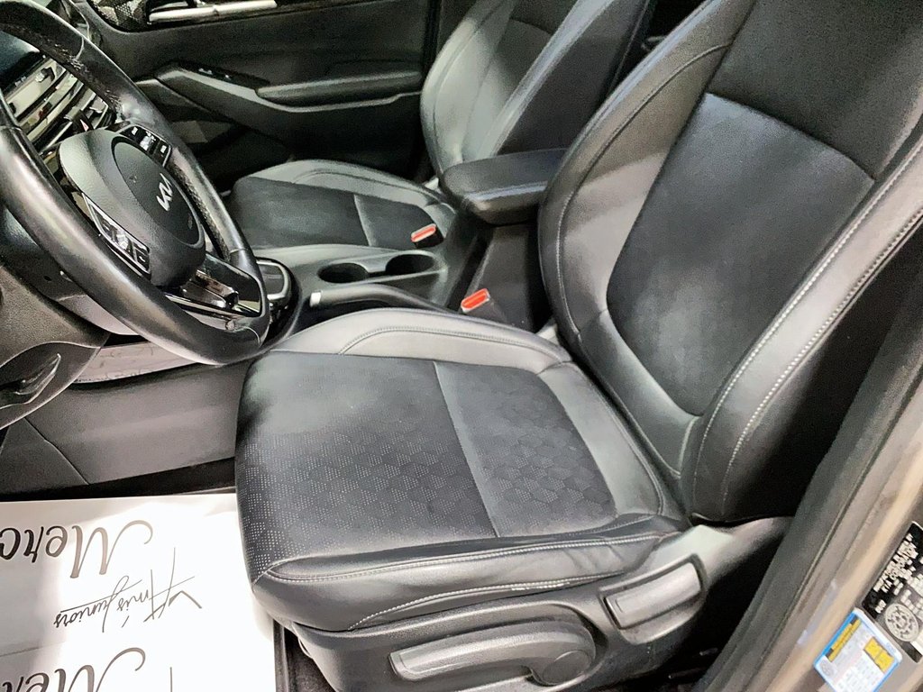 Kia Seltos EX 2023 à Jonquière, Québec - 10 - w1024h768px