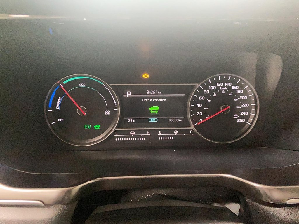 2023 Kia Sorento Plug-In Hybrid in Jonquière, Quebec - 13 - w1024h768px
