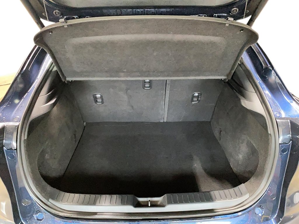 Mazda CX-30  2022 à Baie-Comeau, Québec - 6 - w1024h768px