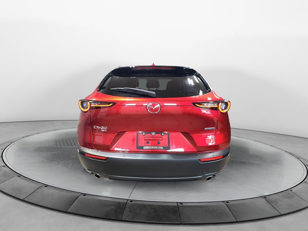 Mazda CX-30 GT 2024 à Chicoutimi, Québec - 3 - w1024h768px