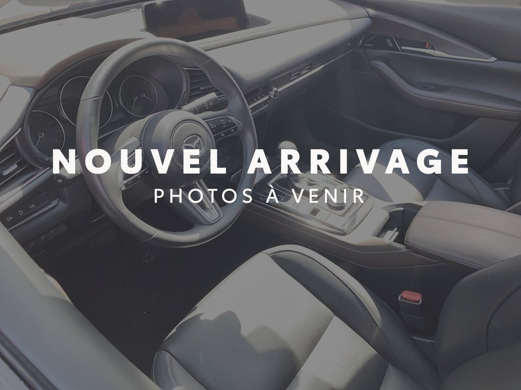 2024 Mazda CX-30 in Sept-Îles, Quebec - 2 - w1024h768px