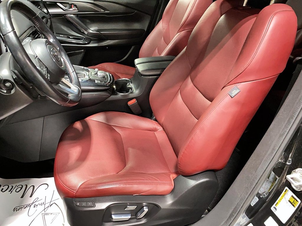 Mazda CX-9 kuro 2023 à Jonquière, Québec - 9 - w1024h768px
