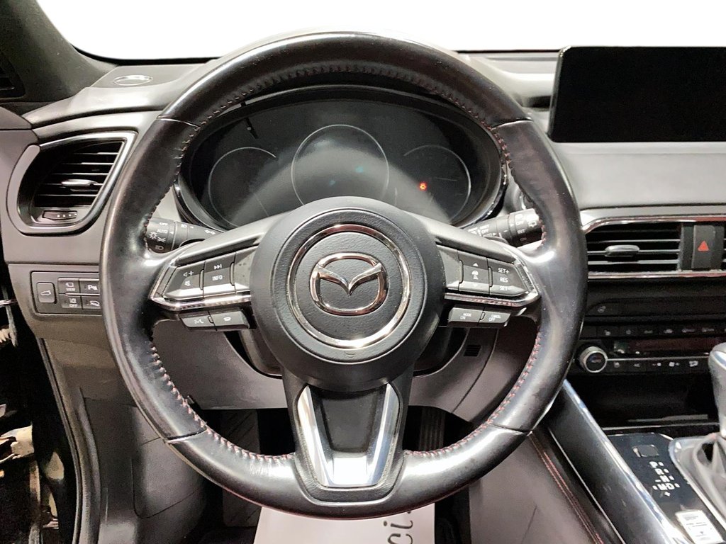 Mazda CX-9 kuro 2023 à Jonquière, Québec - 10 - w1024h768px