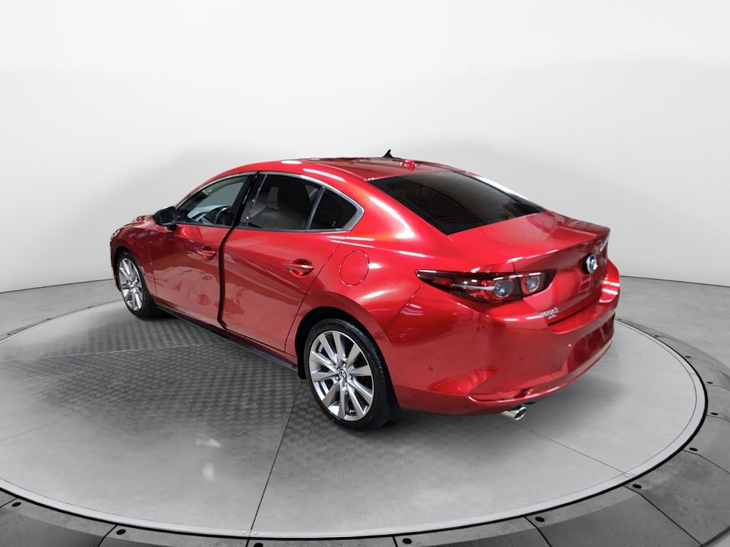 2019 Mazda 3 in Sept-Îles, Quebec - 4 - w1024h768px