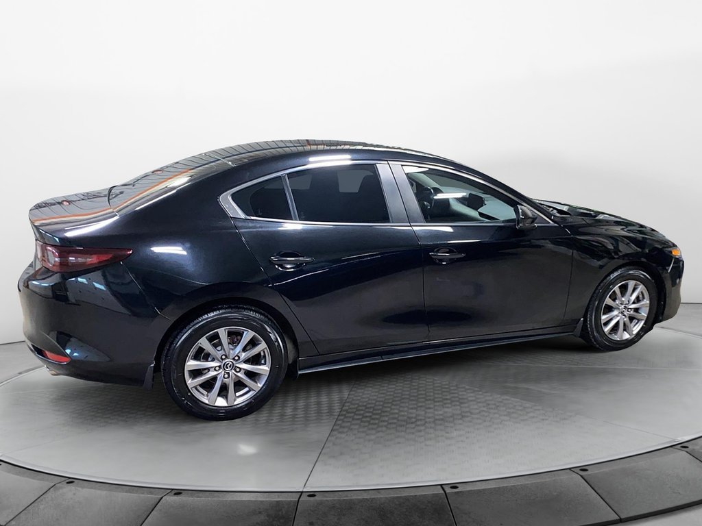 Mazda 3  2019 à Sept-Îles, Québec - 3 - w1024h768px