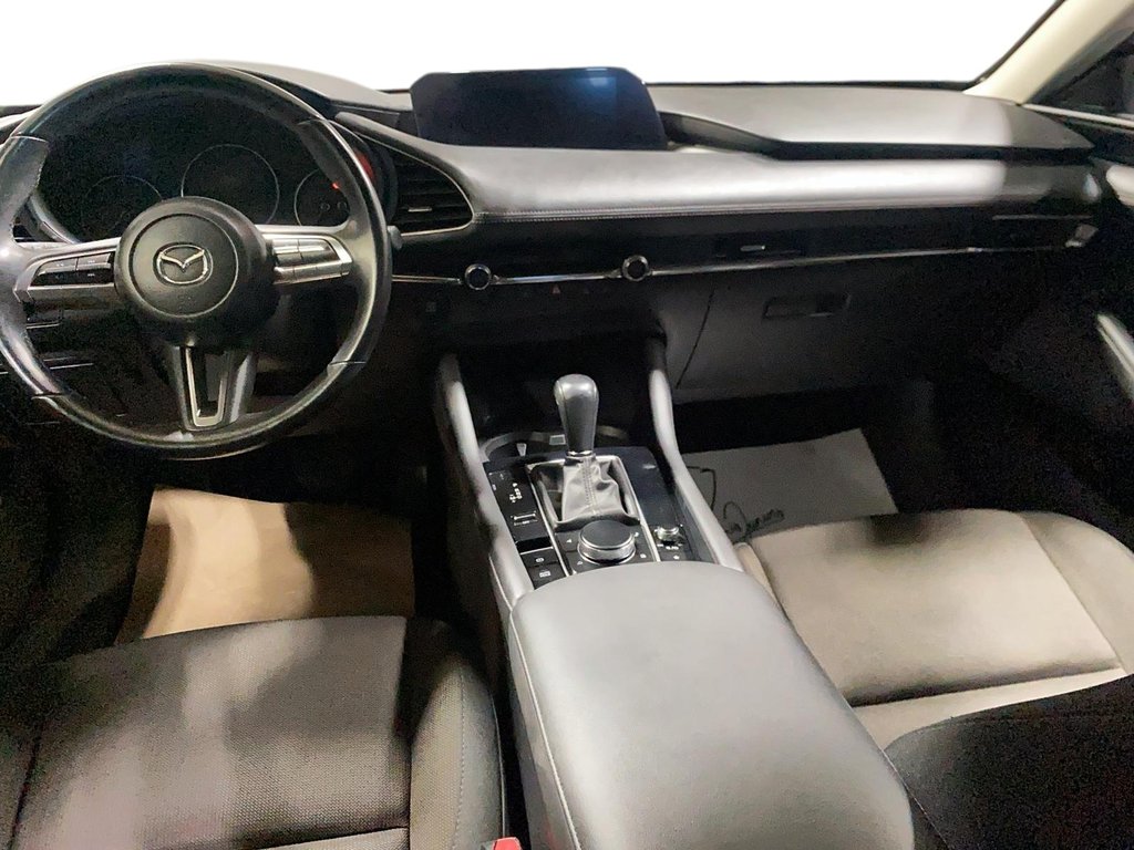 Mazda 3  2019 à Sept-Îles, Québec - 9 - w1024h768px