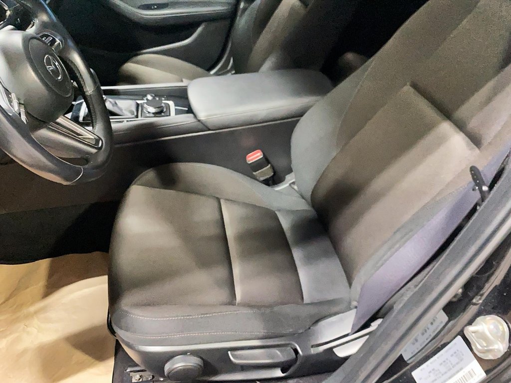 Mazda 3  2019 à Sept-Îles, Québec - 11 - w1024h768px
