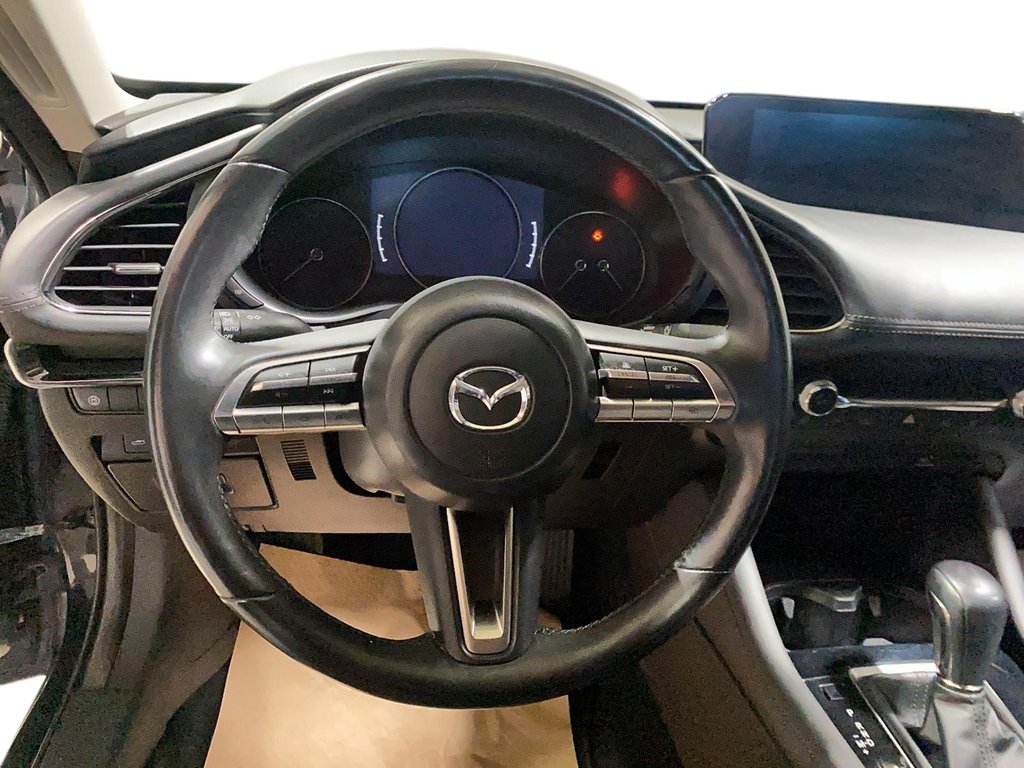 Mazda 3  2019 à Sept-Îles, Québec - 13 - w1024h768px