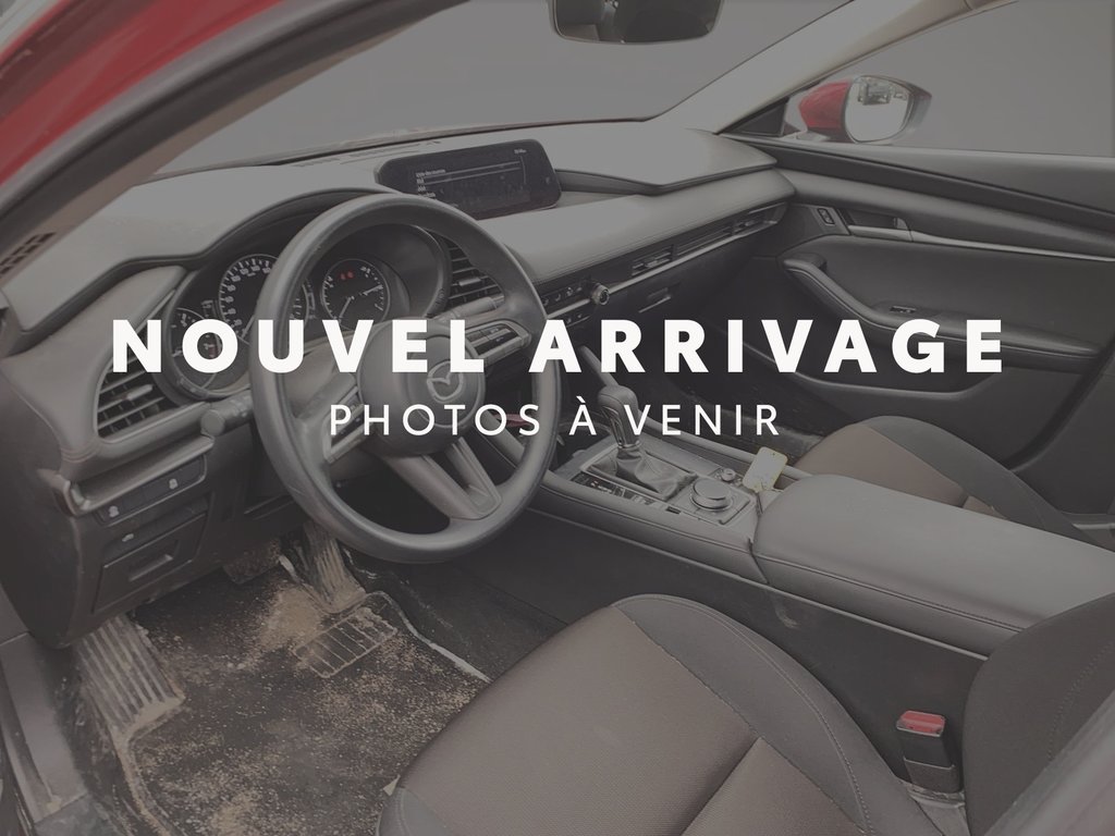2021 Mazda 3 in Jonquière, Quebec - 2 - w1024h768px