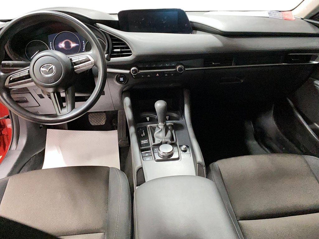 2021 Mazda 3 in Jonquière, Quebec - 10 - w1024h768px