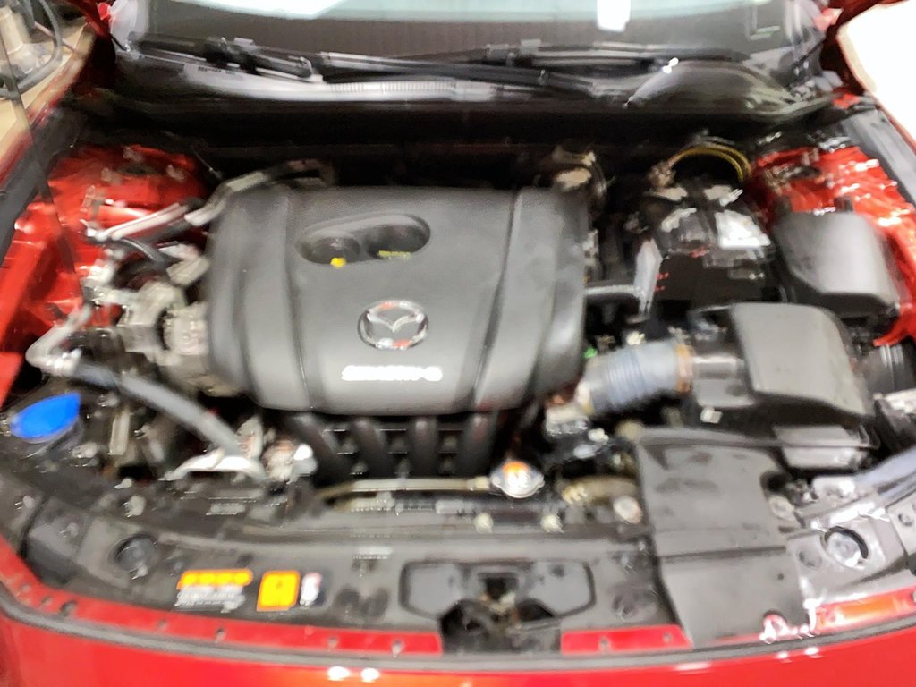 2021 Mazda 3 in Jonquière, Quebec - 8 - w1024h768px