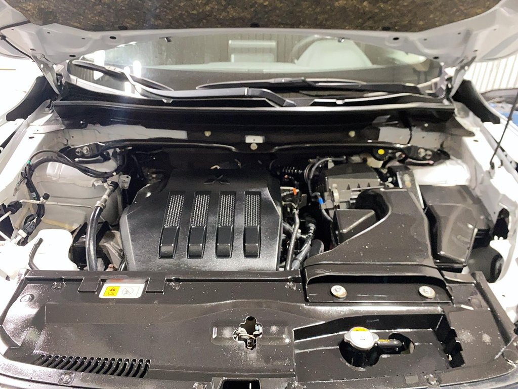 Mitsubishi Eclipse Cross  2023 à Baie-Comeau, Québec - 7 - w1024h768px
