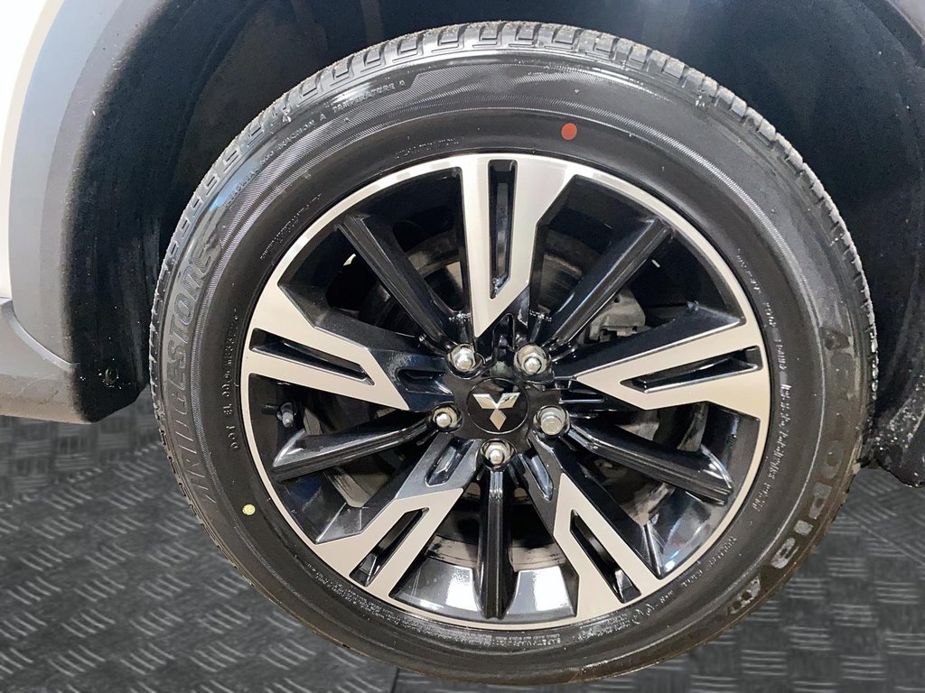 Mitsubishi Eclipse Cross  2023 à Baie-Comeau, Québec - 6 - w1024h768px