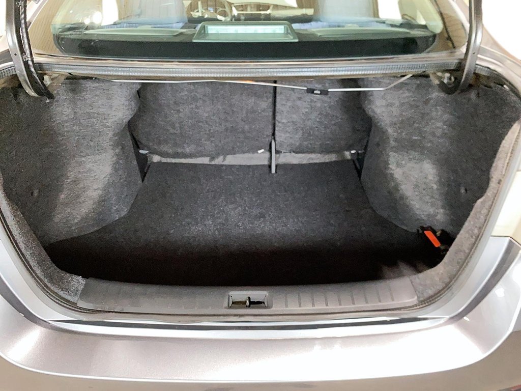 Nissan Sentra sv 2016 à Chicoutimi, Québec - 5 - w1024h768px