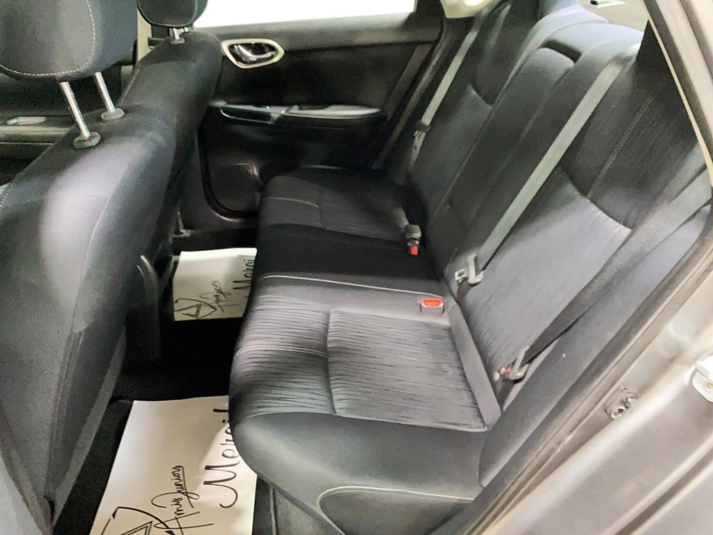 Nissan Sentra sv 2016 à Chicoutimi, Québec - 7 - w1024h768px