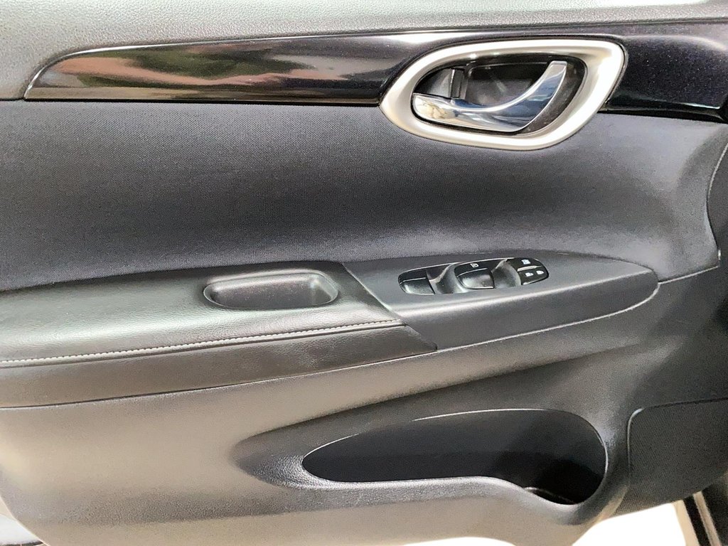 Nissan Sentra sv 2016 à Chicoutimi, Québec - 11 - w1024h768px