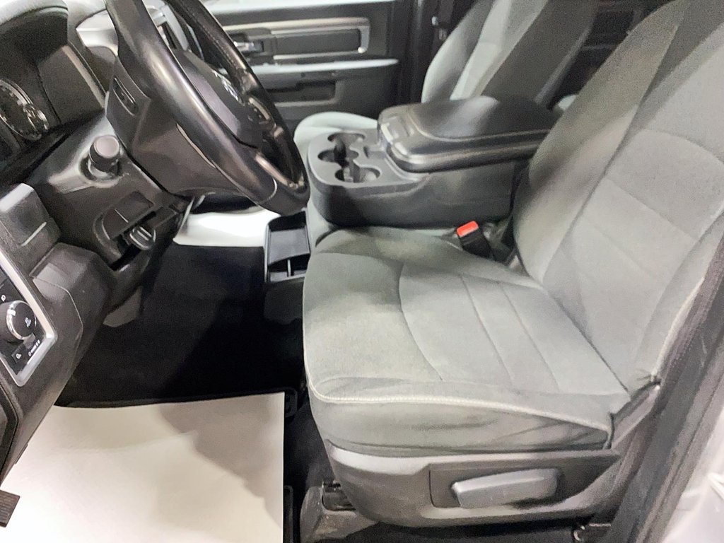 2021 Ram 1500 Classic Warlock in Jonquière, Quebec - 9 - w1024h768px