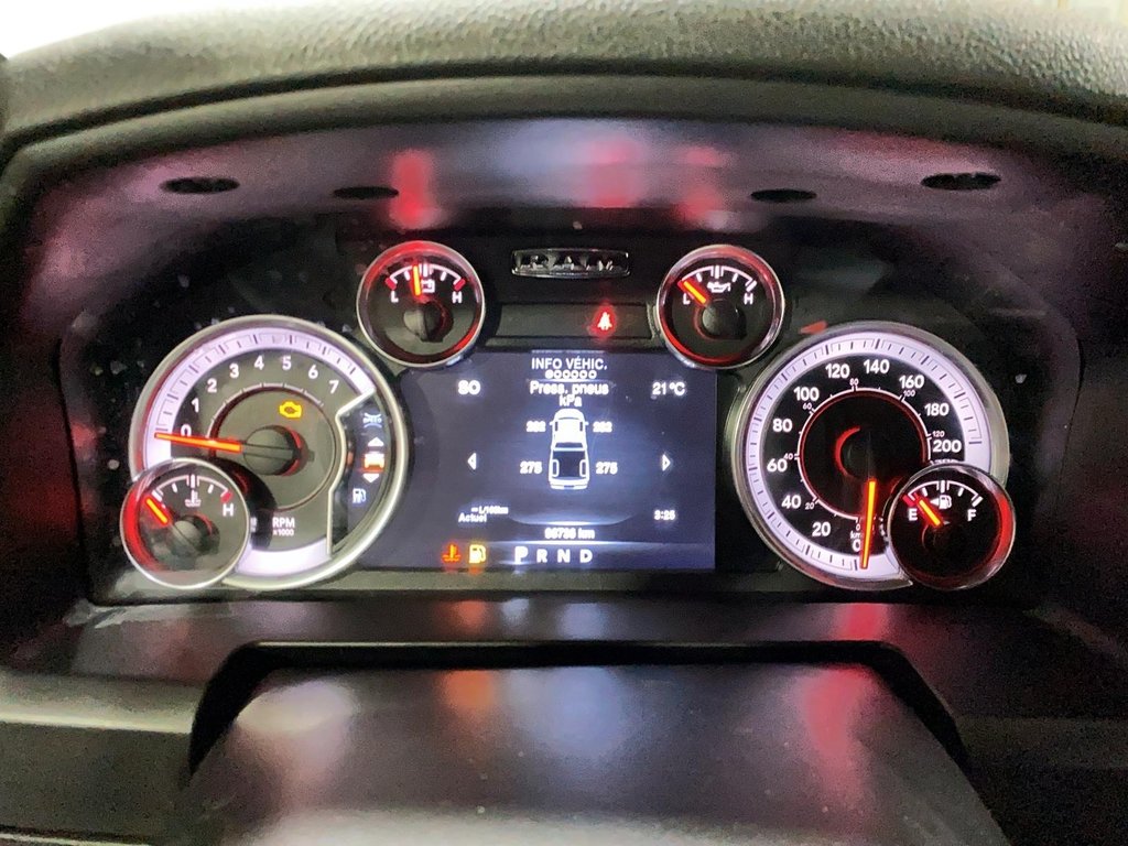 2022 Ram 1500 Classic in Baie-Comeau, Quebec - 13 - w1024h768px