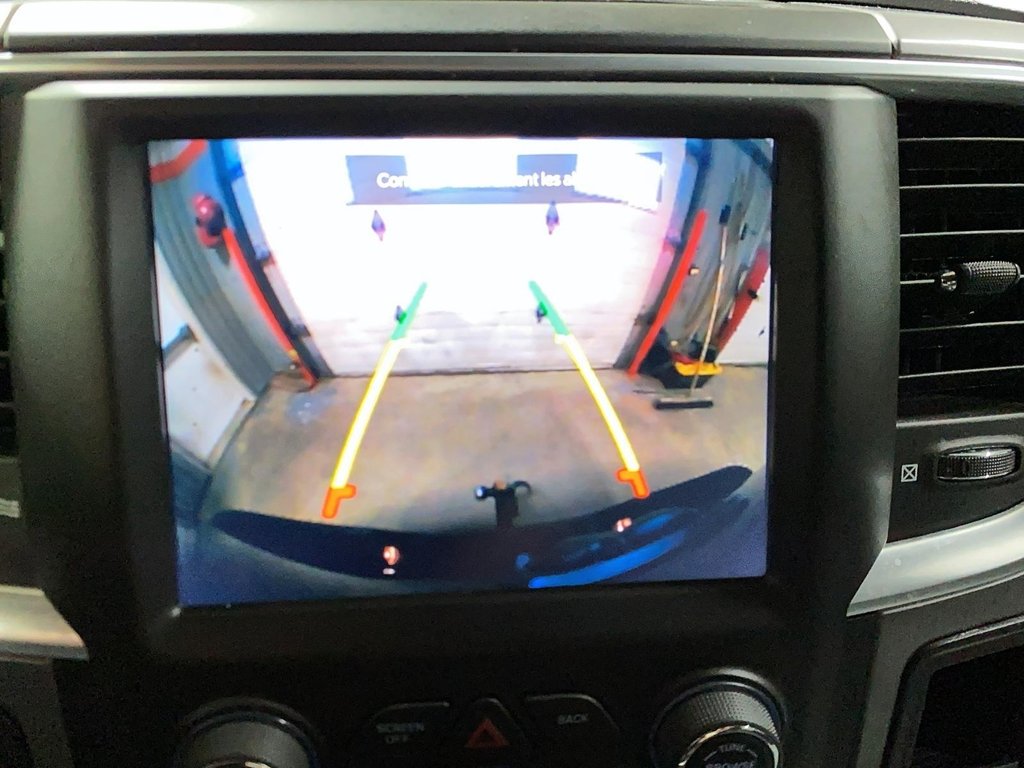 2022 Ram 1500 Classic in Baie-Comeau, Quebec - 17 - w1024h768px