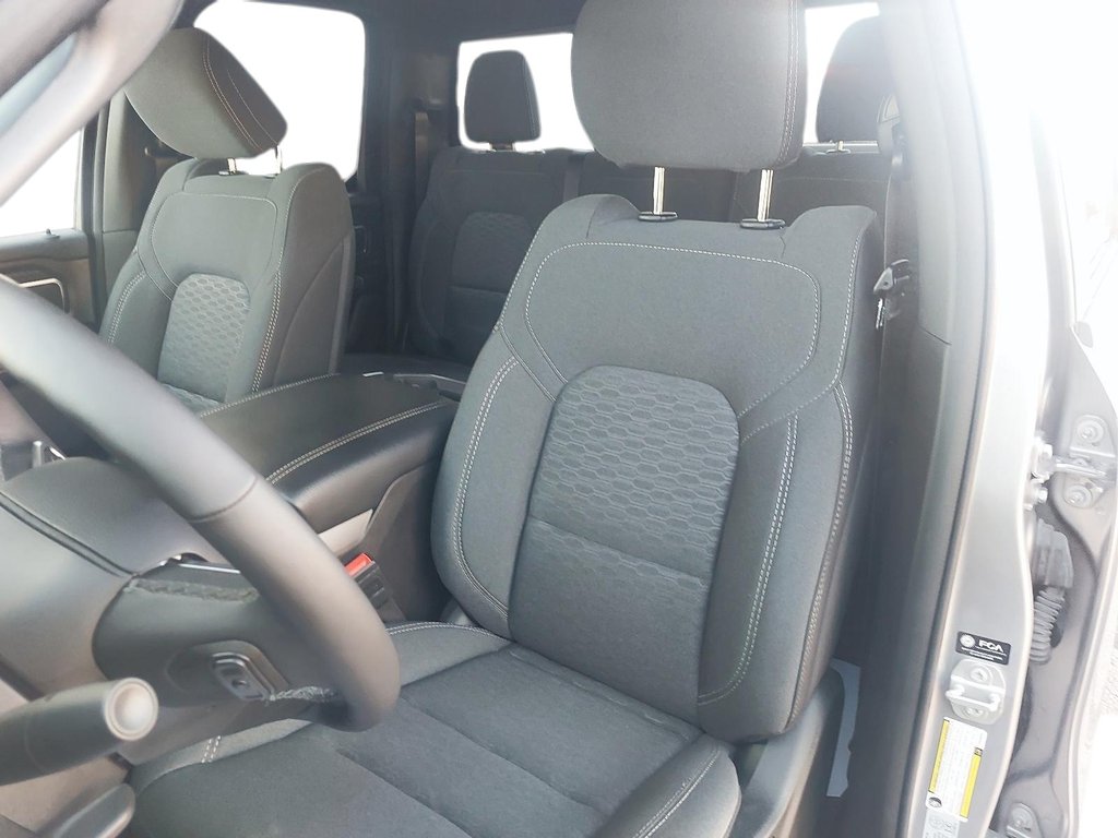 2025 Ram 1500 in Baie-Comeau, Quebec - 9 - w1024h768px